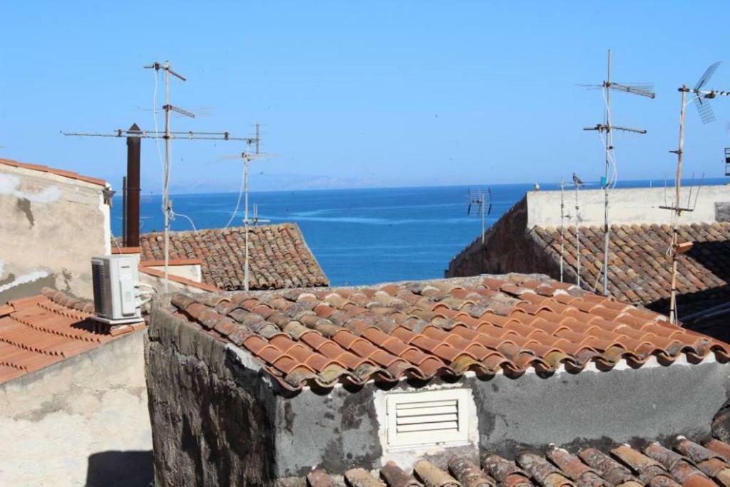 Casa Soraya, Dimora Tipica A 2 Passi Dal Duomo. Cefalù Exterior foto